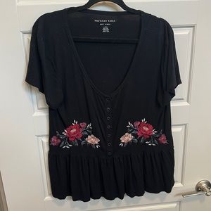 American Eagle top size L
